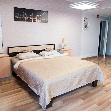Papiniidu Studio Apartments Pärnu Buitenkant foto