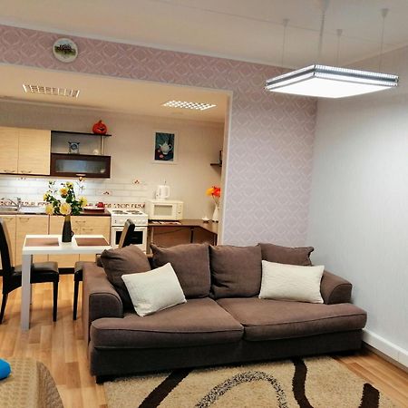 Papiniidu Studio Apartments Pärnu Buitenkant foto